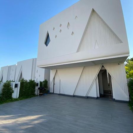 Grand Villano باتايا المظهر الخارجي الصورة